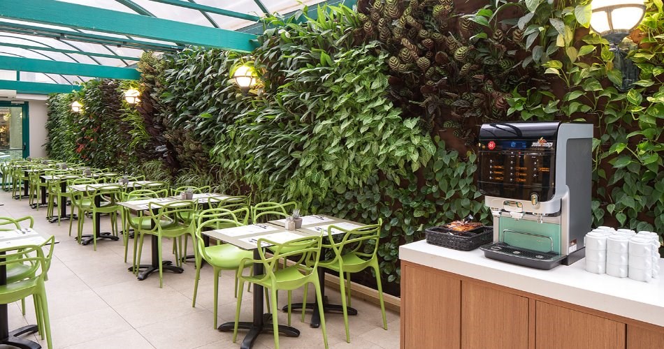 מסעדת מטרו קפה - מלון מטרופוליטן תל אביב