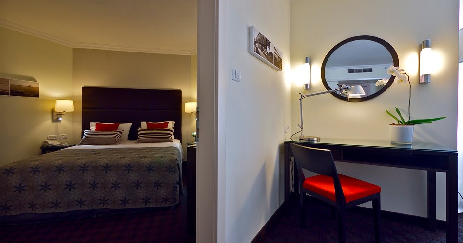 סוויטת סופיריור - מלון מטרופוליטן תל אביב